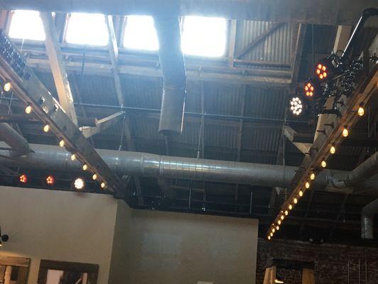 Wireless stage light system at Barrelhouse Brewing co in Visalia Ca