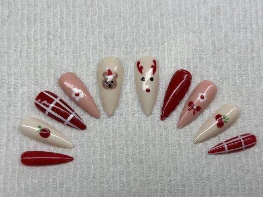 Cute Christmas nails