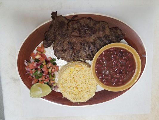 Carne Asada 
Grilled beef