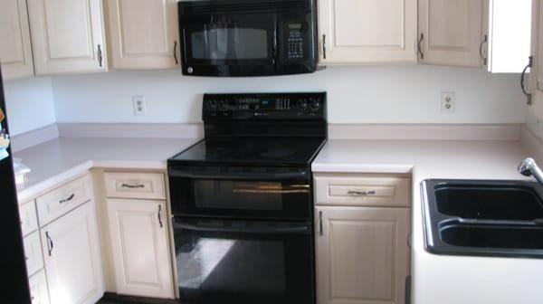 Before: Bland countertops