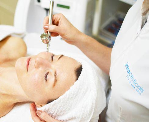 Intraceuticals Oxygen Treatment