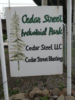 Cedar Steel Serv