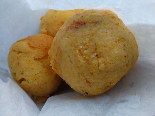 Mini cornbread muffins from Boulevard Bakery were cornbread perfection :-)