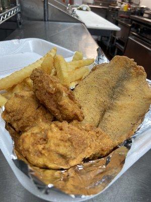 3-in-1! You got tilapia filet, 3 wings and most importantly, French fries. Grab a combo #8!!