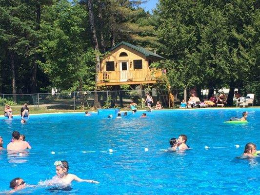 One of two treehouse cabins, overlooking the pool.