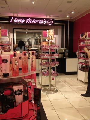 Victoria's Secret & PINK