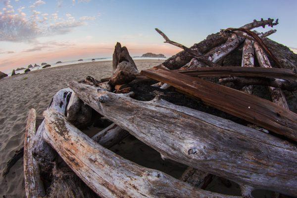 Bandon Beach Pink Sky Oregon Coast. https://www.qlimages.com/oregon-coast-images Print Acrylic Canvas and Frame Artwork for sale