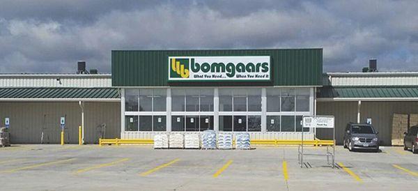 Bomgaars