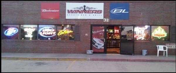 Winner's Sports Bar & Grill