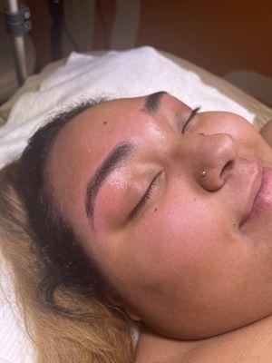 Eyebrow wax and shaping