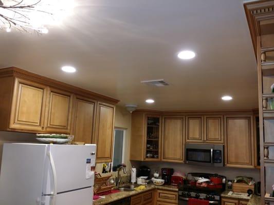 Recessed light Vic installed in the kitchen