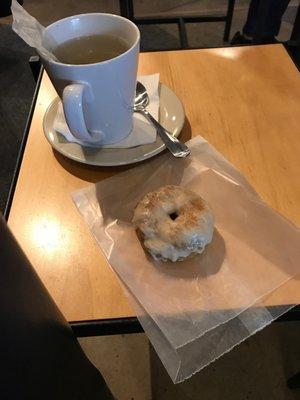 Pumpkin vegan donut and jasmine tea