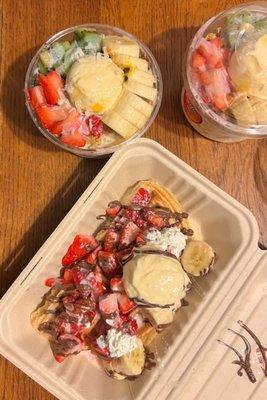 fruit bowls and waflono