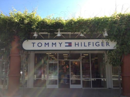 Tommy Hilfiger