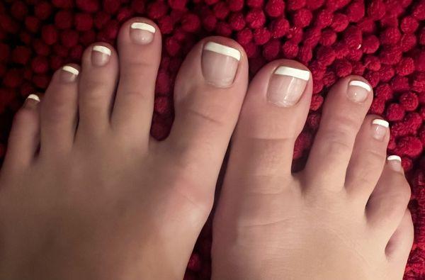 Gel French Pedicure