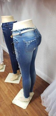 Make your butt look good in these Colombian jeans!