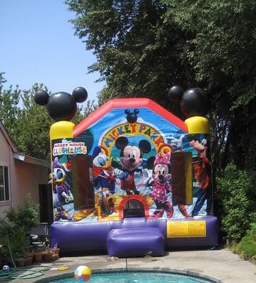 The bounce house was exactly what we were looking for. But the service was awful!