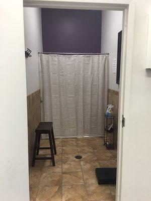 Women's shower