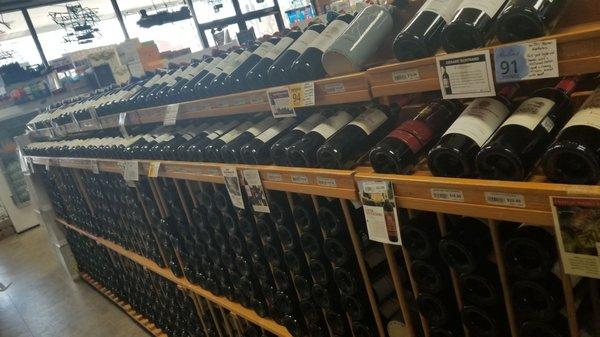 Natick Wines & Spirits