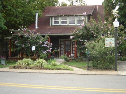 Front entrance to Stay Inn Style