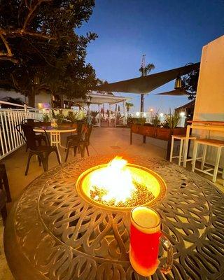 Outdoor fire pit and patio