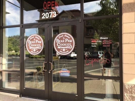 Bear paw Cookies, street view, entrance