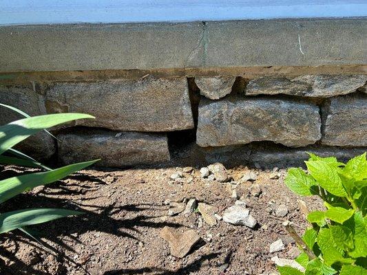 Old mortar joints grinded out