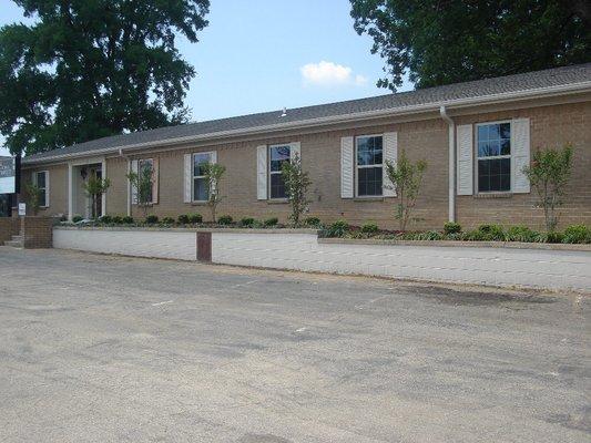 Image Description: Front of the Chuck Fawcett Realty office building.