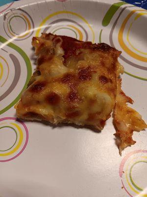 My first time trying spicy pineapple pizza. It was pretty good!