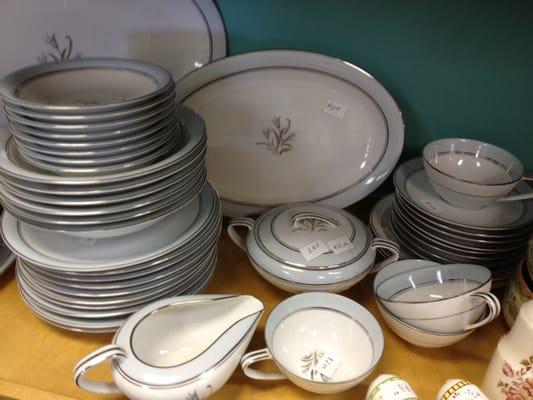 Noritake china sets, frequently get nice sets of china