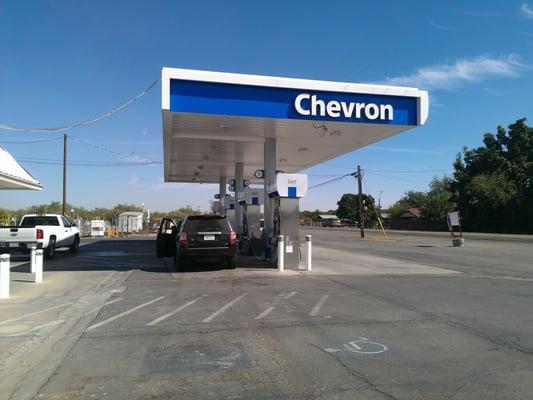 Newly Renovated September 2013 to Chevron Gas