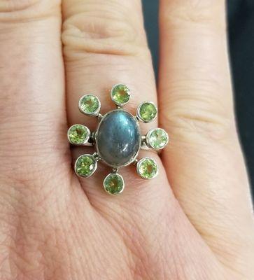 Peridot and labradorite gemstone ring from Glassando