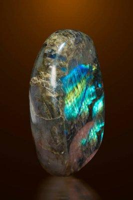 Labradorite - the stone of transformation