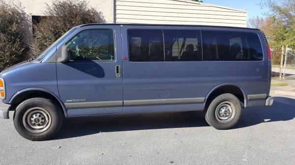 1997 GMC 3500 12 Passenger VAN