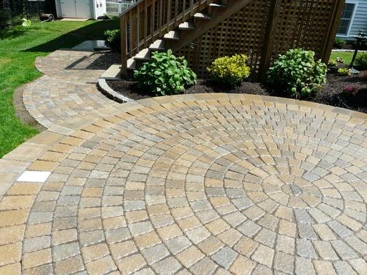 Circular Paver Patio with Accent Lighting