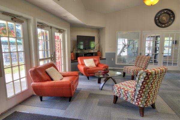 Clubhouse and Leasing Area with WiFi - Waterford Pines Apartments in Waterford, MI