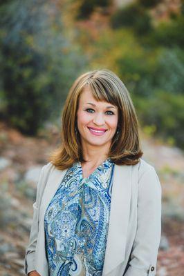 Mindy Smith BUYERS AGENT The Kimbrough Team - RE/MAX 4000