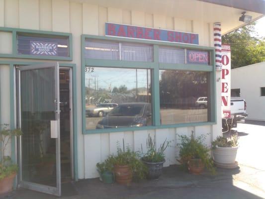 Oak View Barber Shop