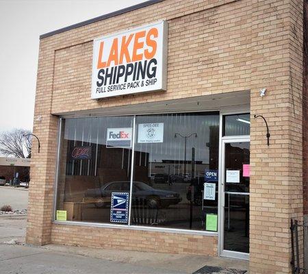 Lakes Shipping