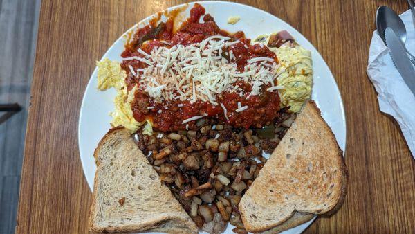 Pizza omelet and hashbrowns