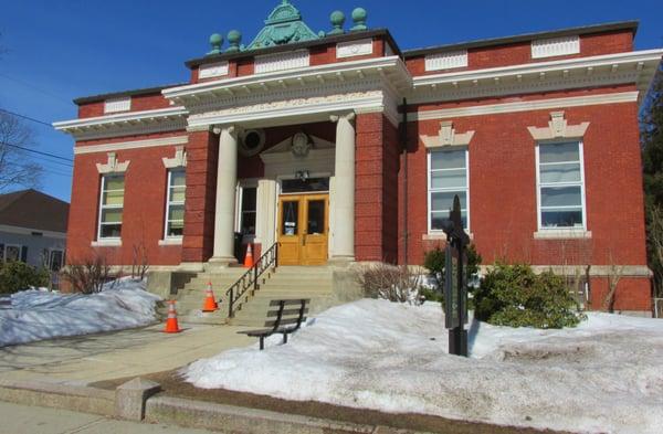 Simon Fairfield Public Library