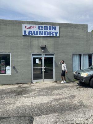 Super Coin Laundry - front exterior