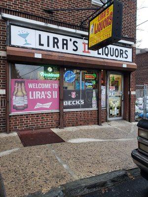 Lira II liqour store & bar