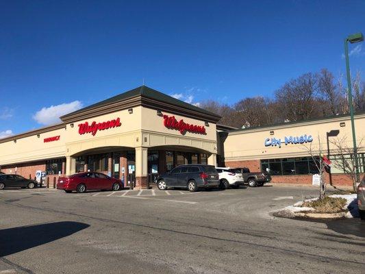 Walgreen's Exterior