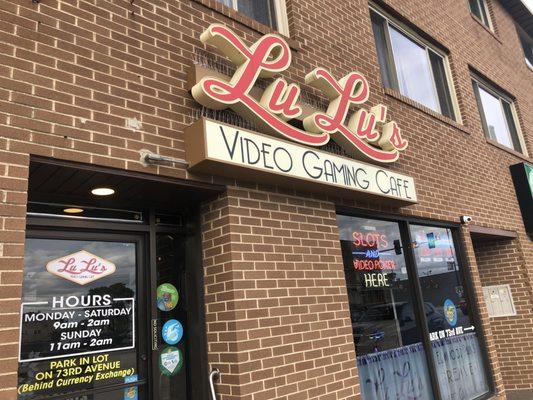 Lulu's Video Gaming Cafe