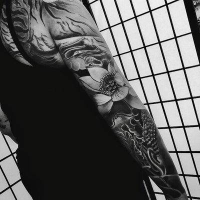 Sleeve by Jon