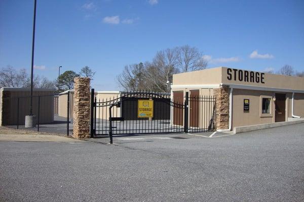 Crooked Creek Self Storage - Front View