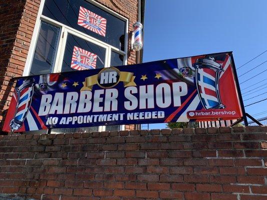 Located on Croton Ave - 4 barbers working. Staff is friendly from the DR