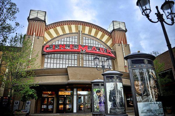 Cinemark Station Park