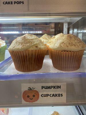 Pumpkin cupcakes